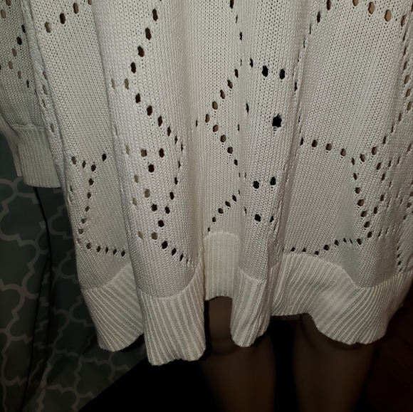 Torrid NWOT Size 6X - ivory pointelle hooded drop shoulder sweater - Picture 11 of 13